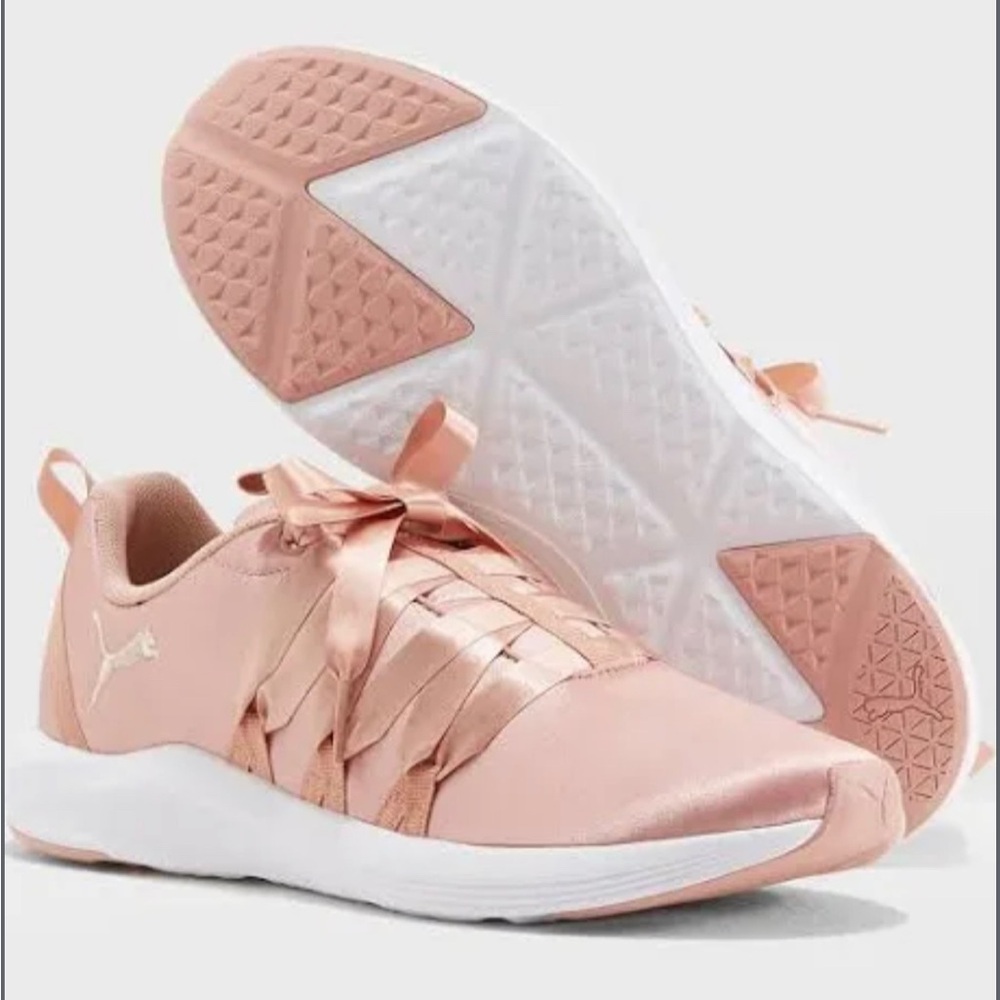 Women’s Puma prowl alt satin lifestyle trainers. | Never Worn